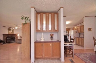Elegant Entry way welcomes you to come inside.
