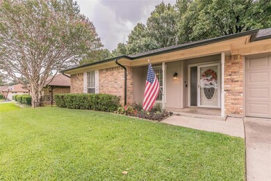 1708 Saxon Dr, Bedford, TX 76021 - photo 4