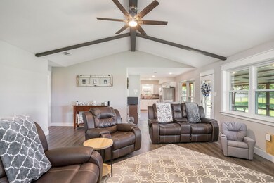 515 Mary Ann Dr, Friendswood, TX 77546 - photo 7