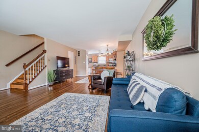 989 Stormont Cir, Halethorpe, MD 21227 - photo 4