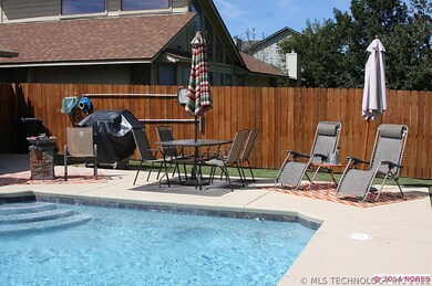 Nice large seating area in back.