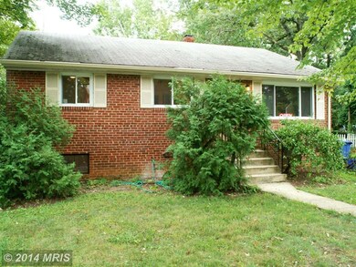 3819 Whispering Ln, Falls Church, VA 22041 - photo 2