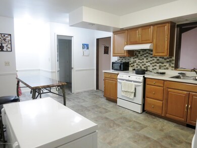 2709 S Deerfield Ave, Lansing, MI 48911 - photo 3