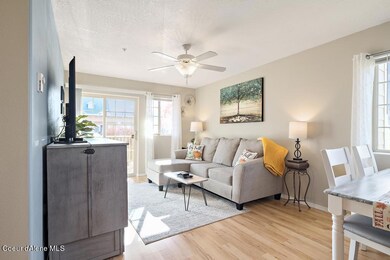 Bright & Cheery Living Room