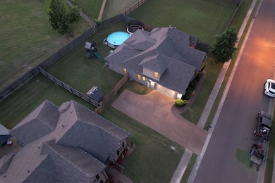 Aerial view of property and surrounding area