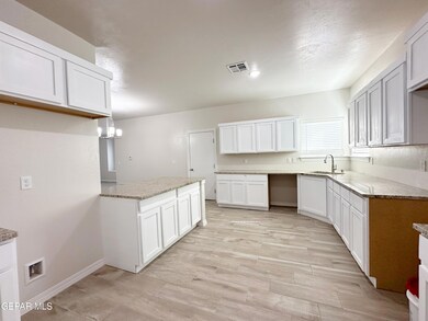 11969 Mountains Place, Socorro, TX 79927 - photo 3