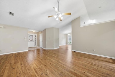 3070 Bugle Dr, Duluth, GA 30096 - photo 5