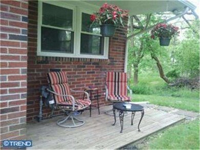 6 Jefferies Ave, West Chester, PA 19382 - photo 4