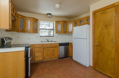 14 Mulberry Loop Cedar Crest-large-011-K