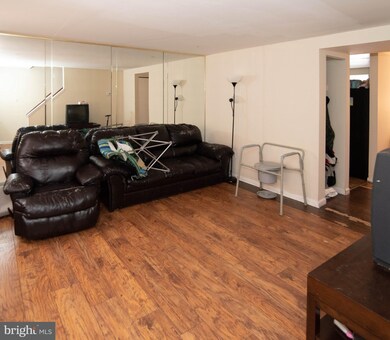 1005 Somerset St, Baltimore, MD 21202 - photo 3