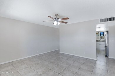 2030 E Alder Cir-7
