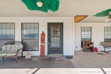 143 E 136th St N, Skiatook, OK 74070 - photo 4