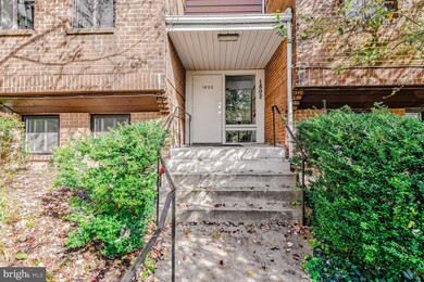 1802 Snow Meadow Ln unit 108, Baltimore, MD 21209 - photo 2