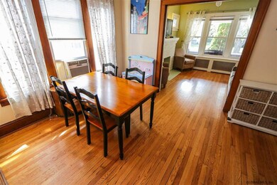 44 Holmes Ct, Albany, NY 12209 - photo 5