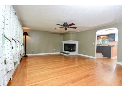 1058 Bullocks Point Ave, Riverside, RI 02915 - photo 7