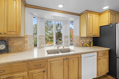 23753 Maple Ct, Auburn, CA 95602 - photo 7