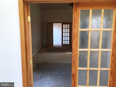 2080 Butter Ln, Reading, PA 19606 - photo 4