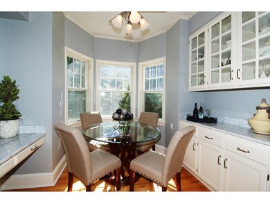 BREAKFAST NOOK