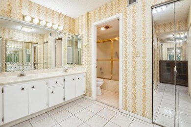 2804 N 46th Ave unit C227, Hollywood, FL 33021 - photo 7