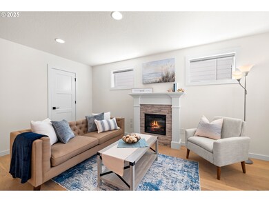 6505 SE Clatsop St unit C, Portland, OR 97206 - photo 4