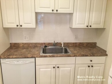 70 Centre St unit 6e, Brookline, MA 02446 - photo 5