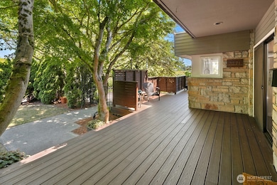 3771 W Commodore Way, Seattle, WA 98199 - photo 4