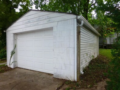 1-Car Detached Garage