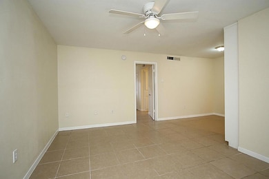 3702 Flora St unit 10, Houston, TX 77006 - photo 3