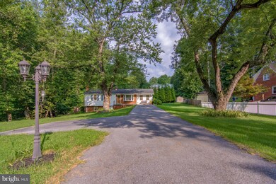 4917 Braddock Rd, Temple Hills, MD 20748 - photo 2