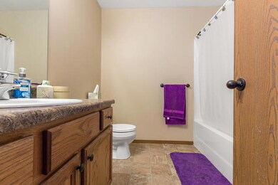 202 North Christopher Lane, Clever