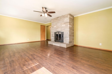 4734 Winchester Pike, Columbus, OH 43232 - photo 4