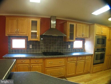 302 Tidewater Ln, Middle River, MD 21220 - photo 5