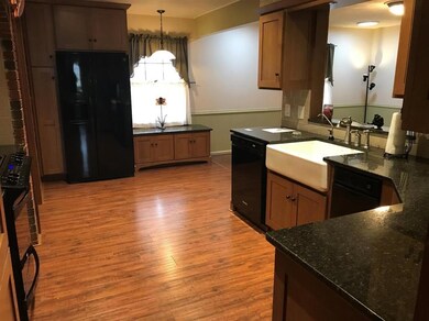 3020 30th Dr, Parsons, KS 67357 - photo 3