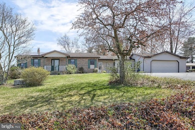 62 Tapeworm Rd, New Bloomfield, PA 17068 - photo 2