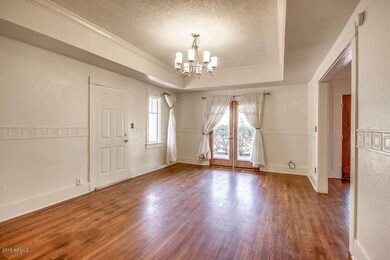 Formal Dining