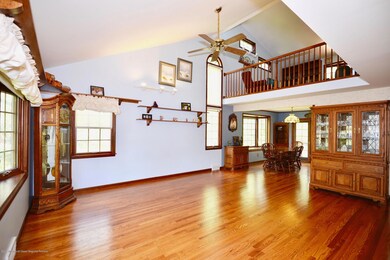 23 Bradley Dr, Freehold, NJ 07728 - photo 3