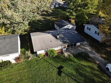 297 Gilbert St, Beech Grove, IN 46107 - photo 5