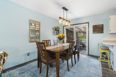 207 S Dexter Ave, Springfield, MO 65802 - photo 7