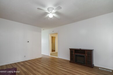 2603 Harlech Court-09