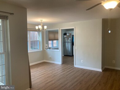 9230 Cardinal Forest Ln unit 9230A-101, Lorton, VA 22079 - photo 5