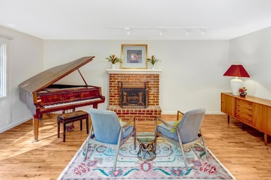 642 Cypress St, Monterey, CA 93940 - photo 3