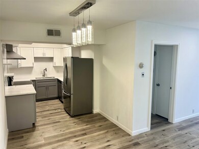 Stainless steel and glass appliances with a true o