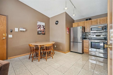 3000 Wilson Ave SW, Cedar Rapids, IA 52404 - photo 7