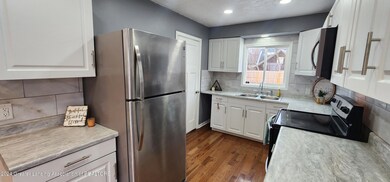 1112 Gordon Ave, Lansing, MI 48910 - photo 6