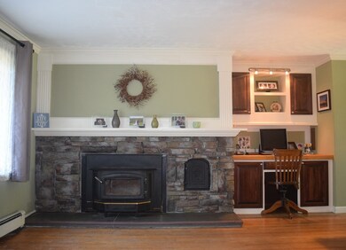 5 Cloukey Ave, Orange, MA 01364 - photo 3