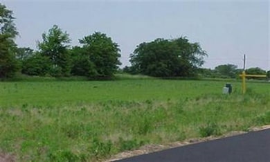 713 Keller Dr, Dixon, IL 61021 - photo 4