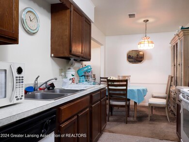 5Kitchen1