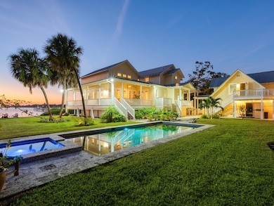 2211 6th St W, Palmetto, FL 34221 - photo 3