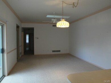5798 Burning Tree Ln, Macungie, PA 18062 - photo 7