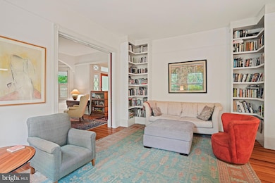 4621 Drummond Ave, Chevy Chase, MD 20815 - photo 4